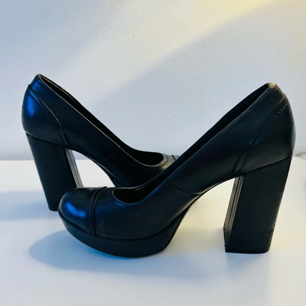90’s Kork-Ease Platform Pumps. - Picture 3 of 7